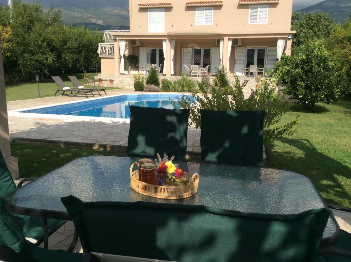 Apartments Raskovic Radanovići 외부 사진